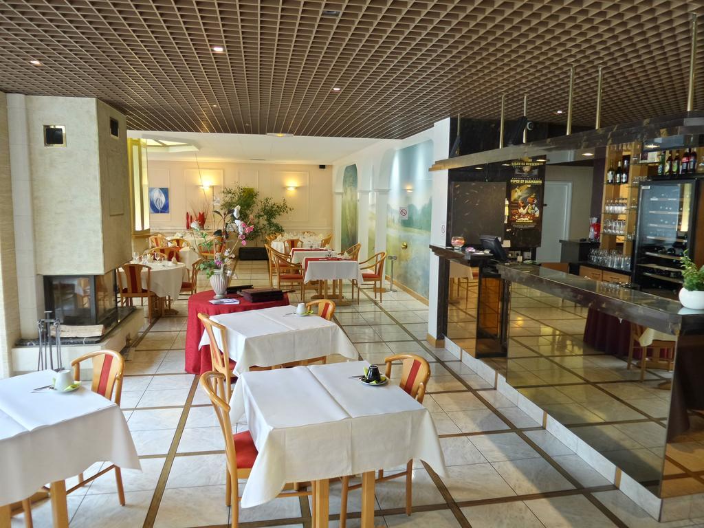 Jura Hotel Restaurant Le Panoramic Сен-Клод Экстерьер фото