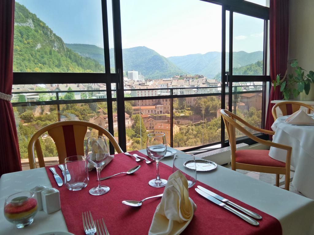 Jura Hotel Restaurant Le Panoramic Сен-Клод Экстерьер фото